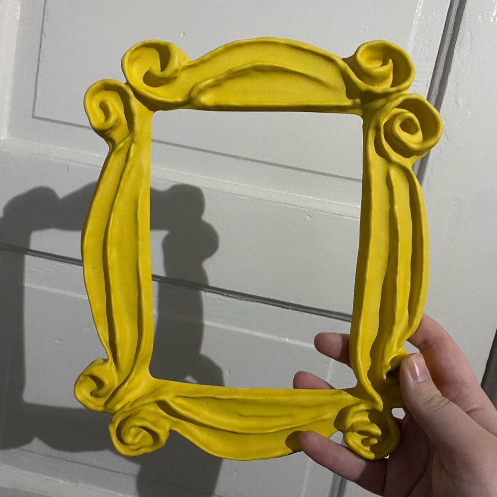 Friends Peephole Frame